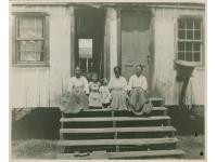 에와농장 한국인 숙소와 한인들 사진(1906)